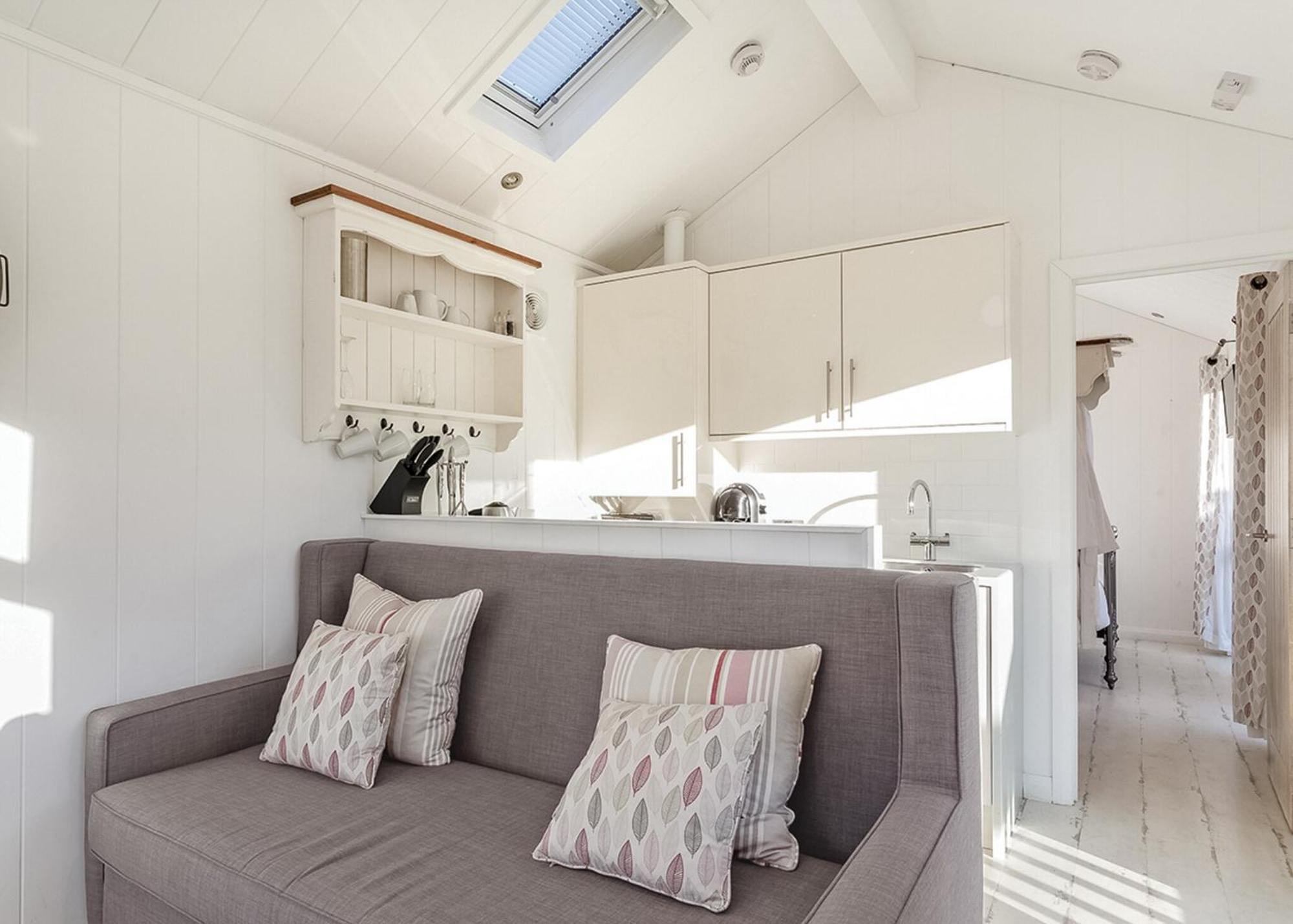 Beach Cove Coastal Retreat Ilfracombe Rum bild