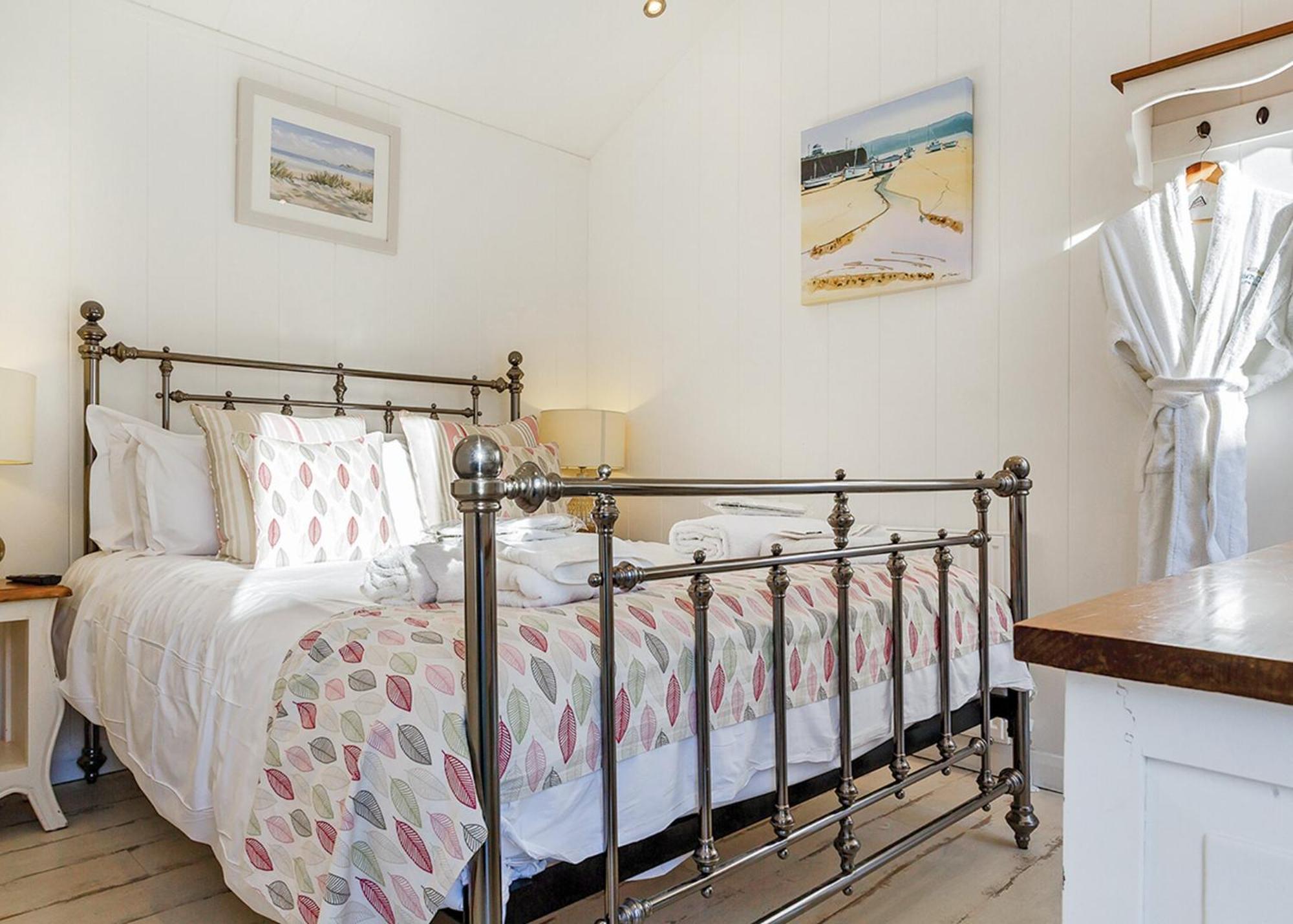 Beach Cove Coastal Retreat Ilfracombe Rum bild