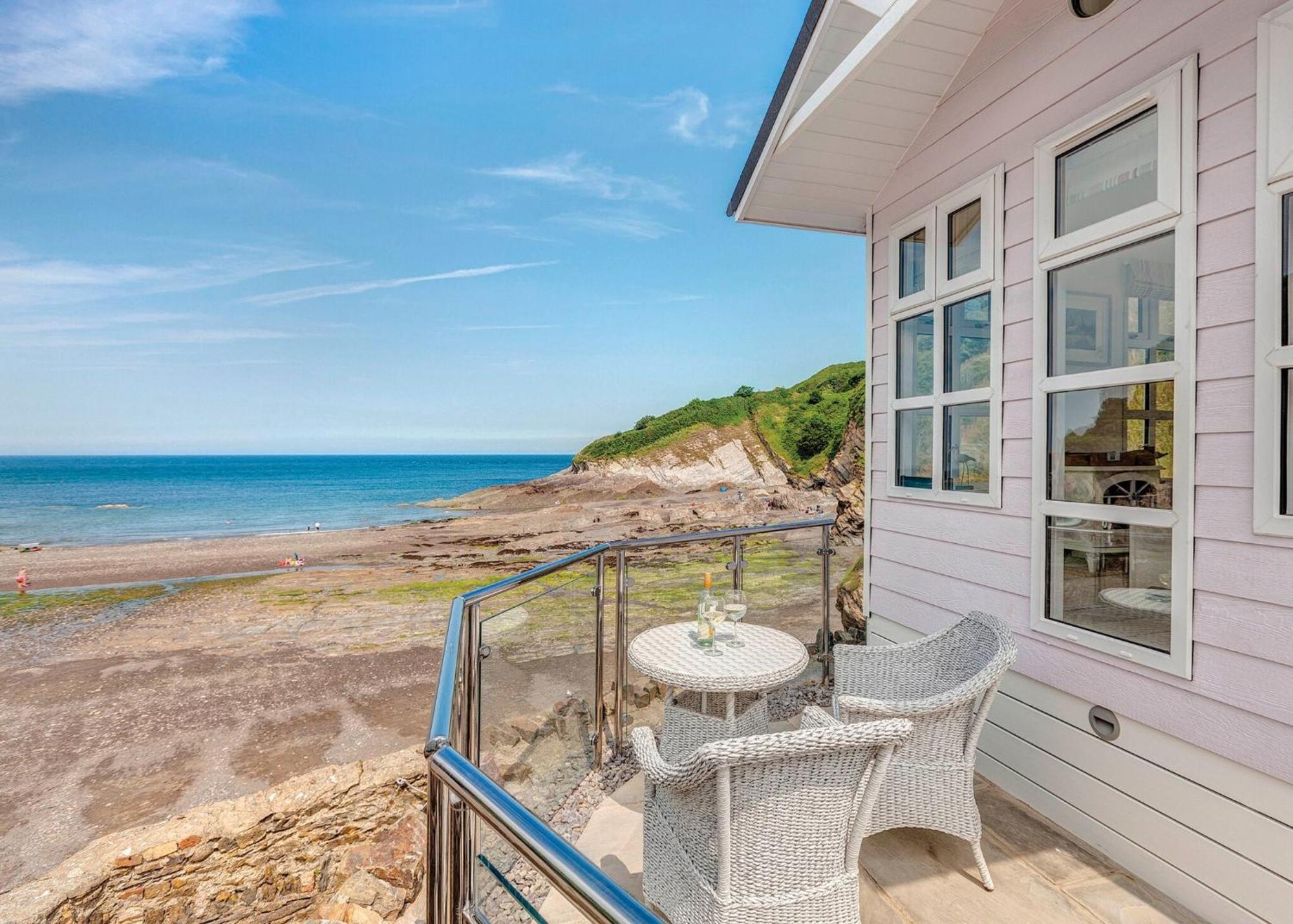 Beach Cove Coastal Retreat Ilfracombe Rum bild